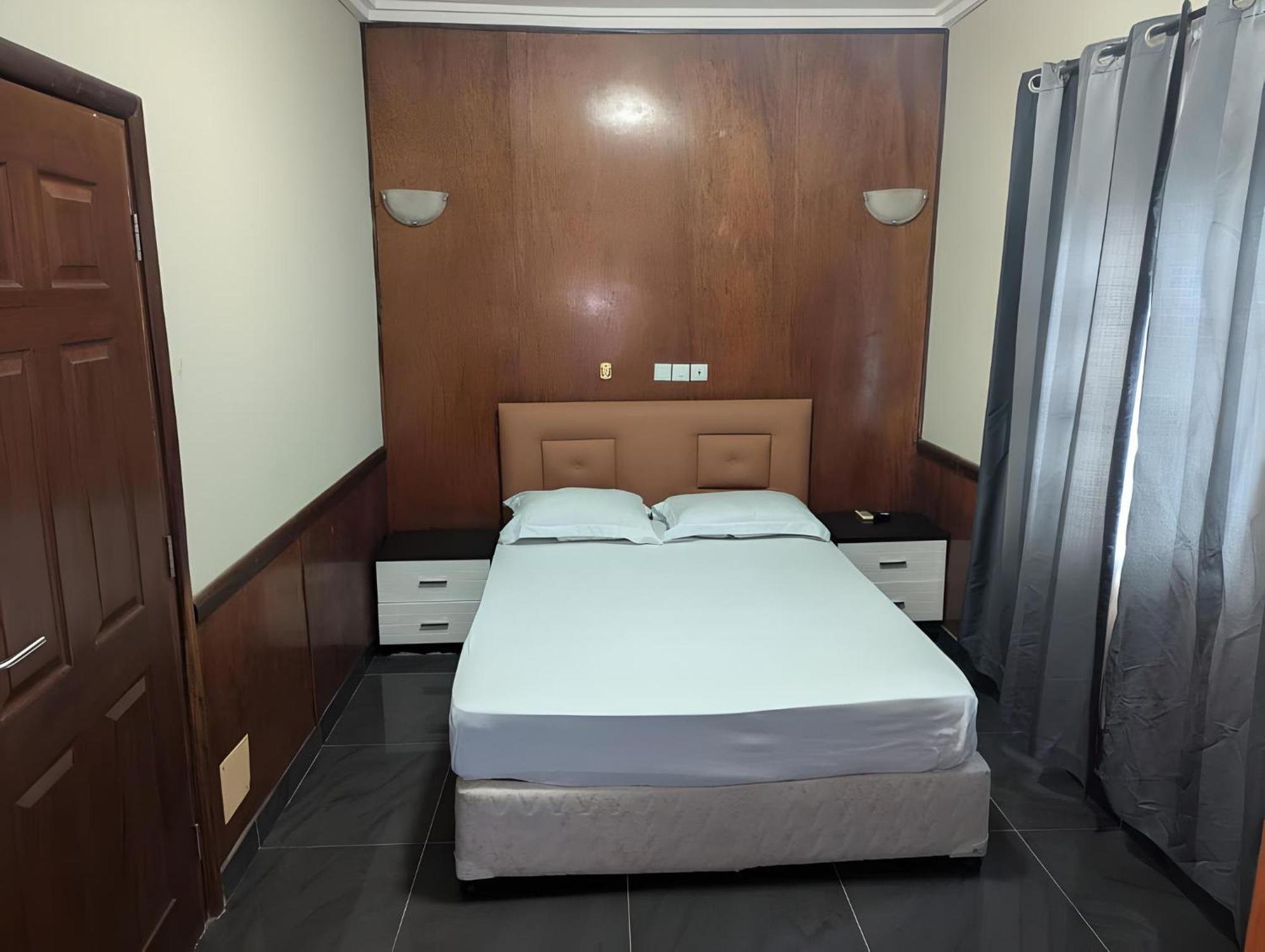 Hotel Yabisso Lomé Esterno foto