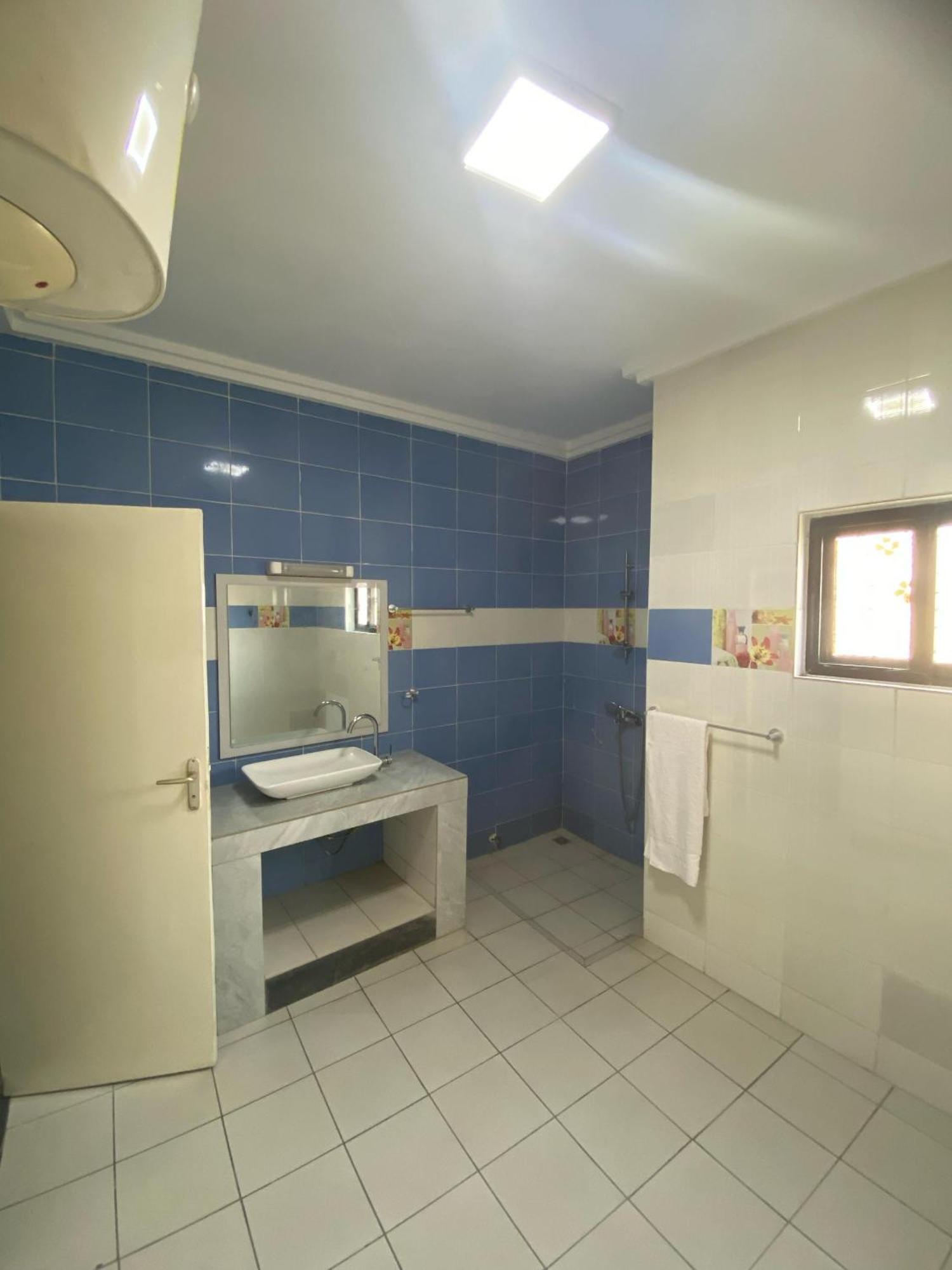 Hotel Yabisso Lomé Esterno foto