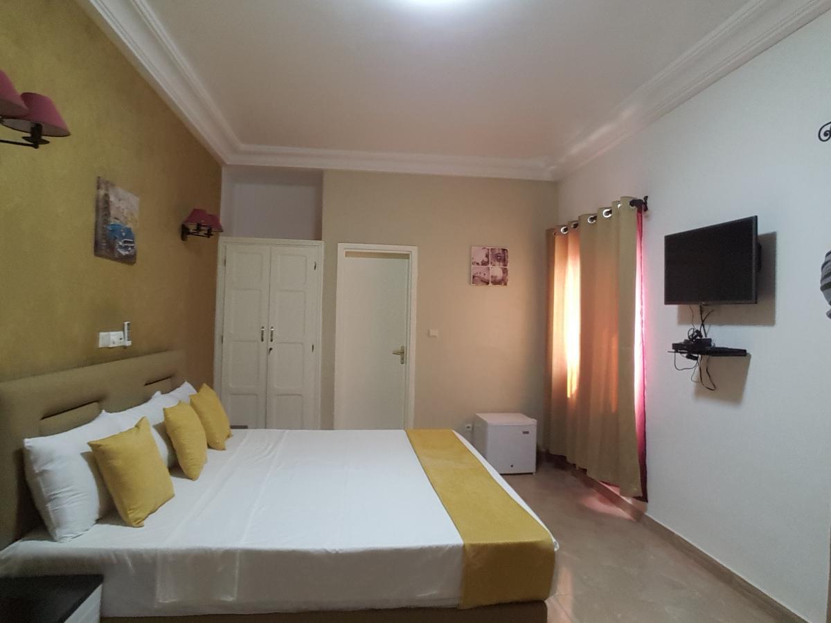 Hotel Yabisso Lomé Esterno foto