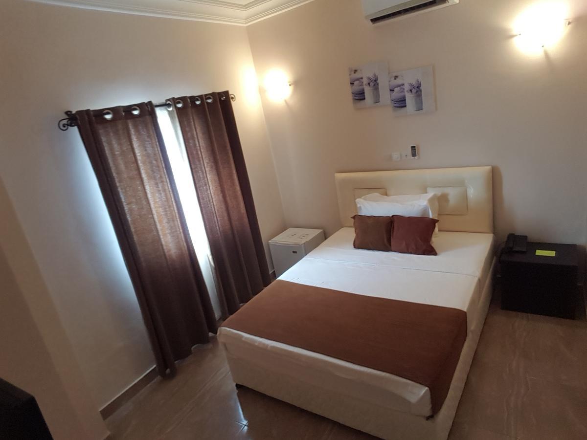 Hotel Yabisso Lomé Esterno foto